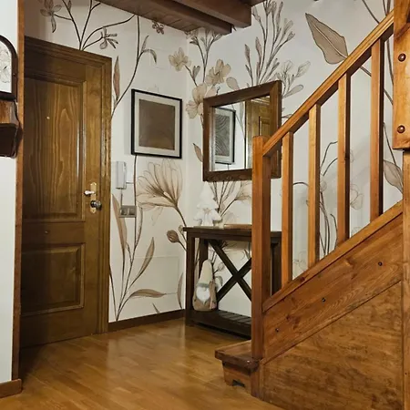 Cambra Apartament, Duplex Acogedor En El Coraon De Appartement
