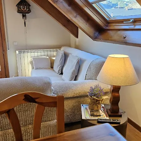 Cambra Apartament, Duplex Acogedor En El Coraon De إل بونت دي سويرت